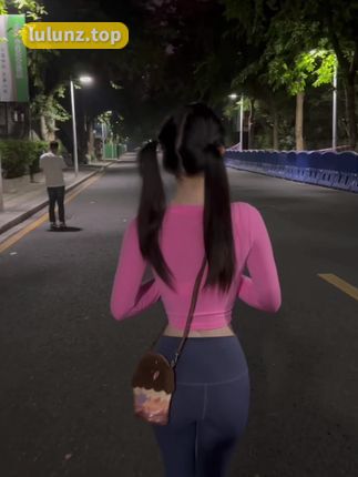 真名揭秘,无欲无求的推土君写真女神