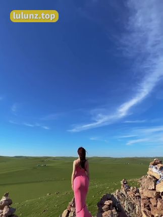 MIYA(米娅)黄色战袍，又到穿裙子的季节了