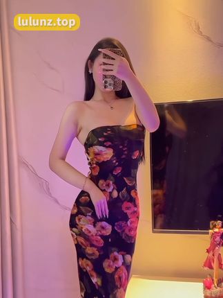 不爱笑的赛琳微博写真合集,无杂质的高清视觉享受