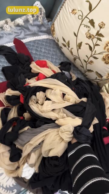 DY直播真人露脸！张贺玉张老师惊艳亮相，网红背后的真实面孔