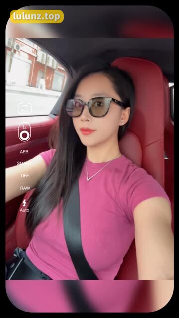 张贺玉在推特的化身，追踪网红张老师的社交平台足迹