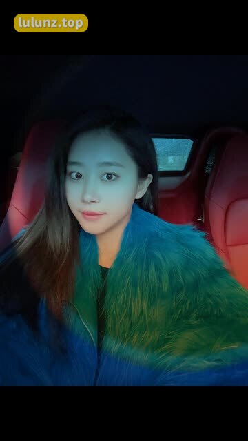 张贺玉西安网红的崛起,微博推特Ins上的她到底是谁?