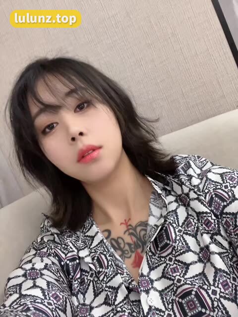 张贺玉推特网红合集,超人气网红张老师的私密生活揭秘