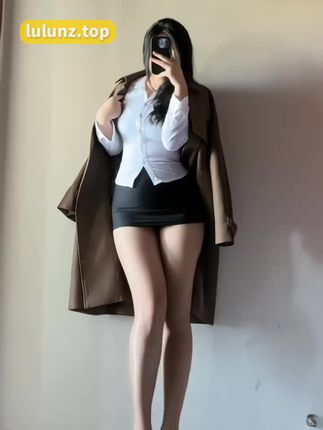 秋秋不要吃鱼的独特魅力微密圈付费作品解析，梨型身材的最佳展示