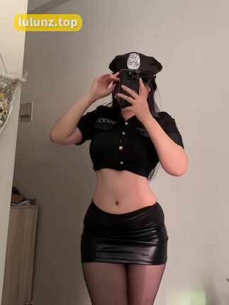 微密圈秋秋不要吃鱼图包分享，如何下载秋秋的所有照片