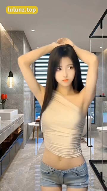 梅美baby的穿搭日记，微密圈内的时尚风采