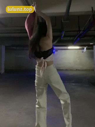 任智桃微密圈资源全曝光，智桃Lucky的风采尽显无遗