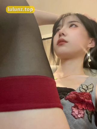 任智桃微密圈资源全曝光，智桃Lucky的风采尽显无遗