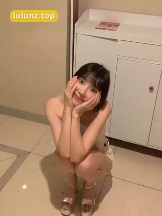 任智桃微密圈资源大公开，身材引人注目的她！