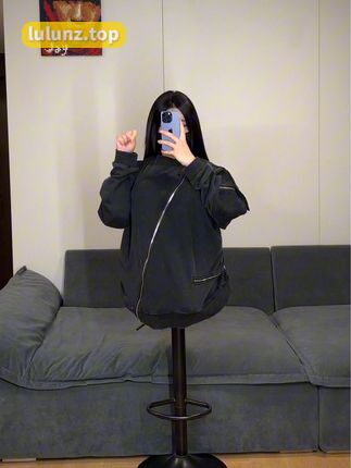 阿尔卑香小狗子的正脸照，微密圈独家内容全览