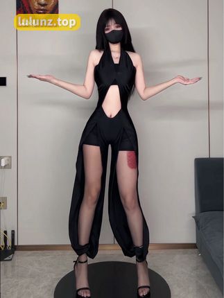 微博网红阿尔卑香小狗子微密圈作品，颜值与身材完美结合的可爱女神