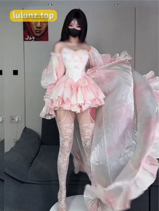 微密圈抖音阿尔卑香小狗子图集打包下载，收集她的每一张照片