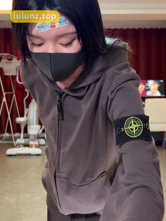 微密圈抖音阿尔卑香小狗子图集打包下载，收集她的每一张照片