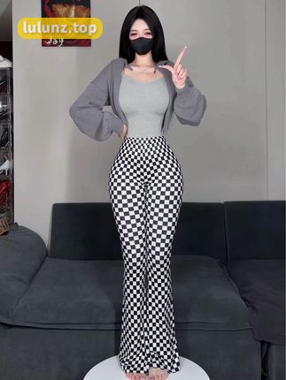 微密圈阿尔卑香小狗子资源下载，她的独家照片全集大公开