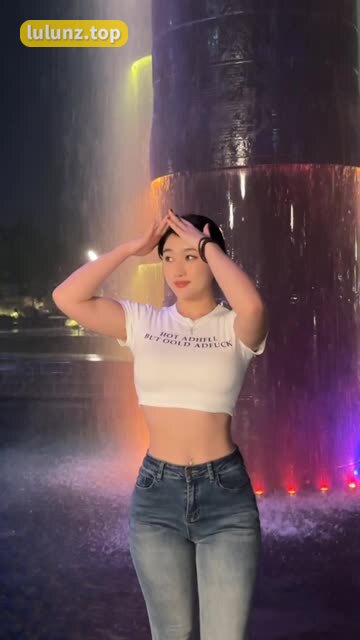 【微密圈】詹詹(詹妮)浴室写真，高级感与诱惑的完美结合