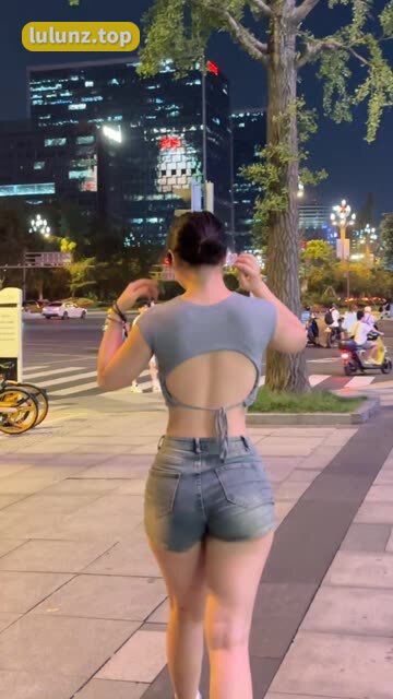 詹詹0220微密圈穿搭作品汇总，时尚达人解析