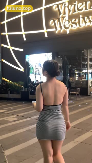 【微密圈】詹詹(詹妮)泳池蓝色比基尼，夏日清凉作品合集