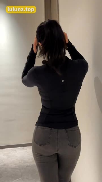 詹詹0220微密圈作品图汇总穿搭梗解析解析最新时尚潮流，穿搭与微密作品的深度融合