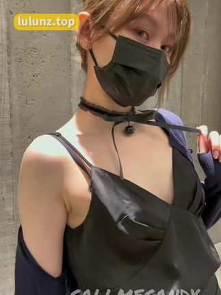 探索女神callmecandy微密圈和觅圈作品,尽情品味她的独家魅力