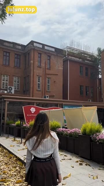 抖音晴天小猪本猪微密圈资源，娇小可爱堪称减速带