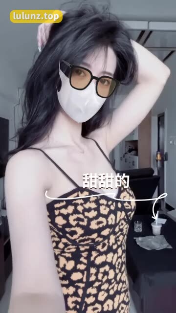 晴天小猪本猪微密视频全集，打包下载她的每一个精彩瞬间