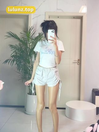 聂傲娇微密图片精选，微密圈_聂傲娇图片风格全展示