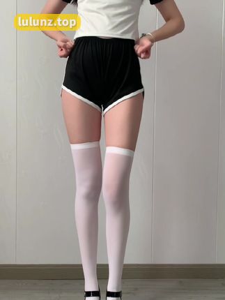 微密圈丨林扣弦小姐姐身材逆天，抖音粉丝202万的青睐究竟为何？