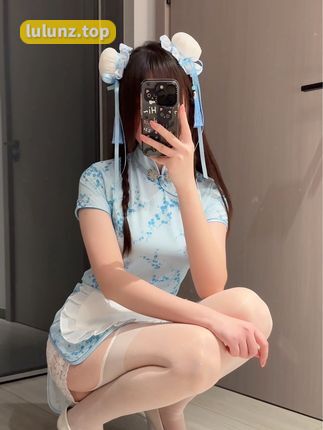 微密圈_林扣弦吊带妹妹的独家作品，202万粉丝背后的秘密