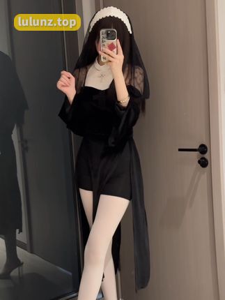 抖音红人林扣弦微密圈付费资源分析，清纯女神的私密照片