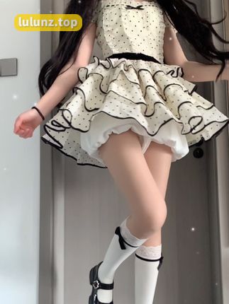 抖音林扣弦微密圈资源全收录，探索202万粉丝的追捧之谜