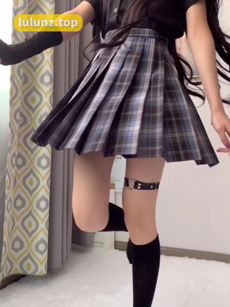 【微密圈】林扣弦清凉照片合集她的圈子有什么特别的？抖音202万粉丝真情实感