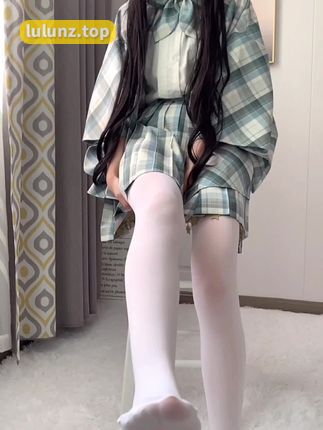 探寻抖音林扣弦的微密圈，清纯与性感的完美结合