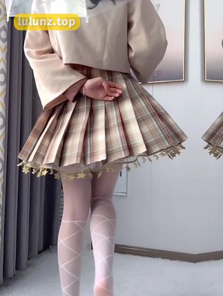 探寻抖音林扣弦的微密圈，清纯与性感的完美结合