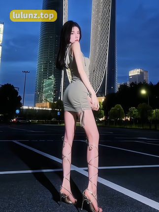 美了个滢的微密圈作品为何如此吸引眼球？