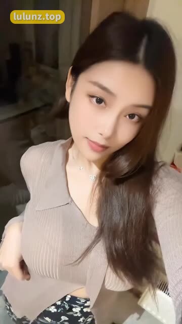 美了个滢的早期视频——从普通人到网红的蜕变