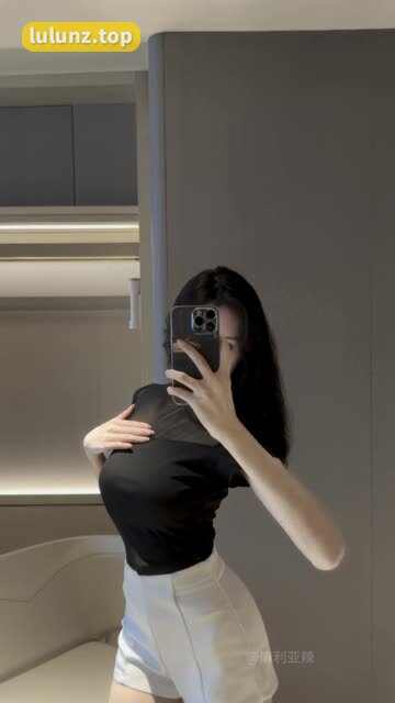 麻利亚辣微博私生活揭秘粉丝们的互动热点，微密圈中的真实一面