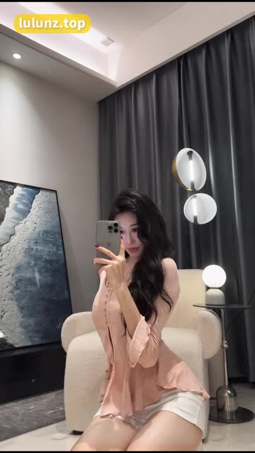 麻利亚辣的早期视频汇总，抖音红人麻利亚辣的成名之路