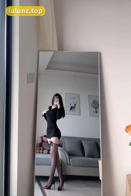 保守的妻子维密圈早期照片她的美丽蜕变，微密圈照片对比