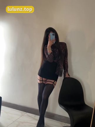 保守的妻子微密圈付费内容，微密圈中的精选作品