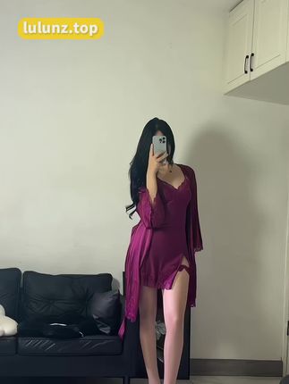 保守的妻子维密圈早期照片她的美丽蜕变，微密圈照片对比