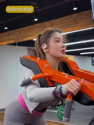 宋昱欣微博全部图片大公开！背后的故事你知道吗？宋昱欣的微博美图合集颜值与实力并存