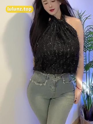 猪小七@国际环球旅游小姐图片+视频合集，猪小七的国际魅力解析