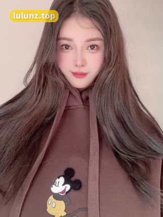 猪小七微密圈VIP美图合集下载，南京艺术学院才子的精彩作品