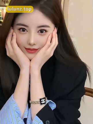 微密圈女神猪小七街拍女神的完美身材，猪小七图集资源分享