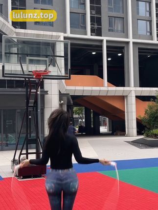 猪小七隐私泄露，猪小七隐私照片外泄背后的故事