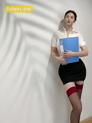 猪小七惊艳写真图片鉴赏，欣赏她惊艳的写真作品