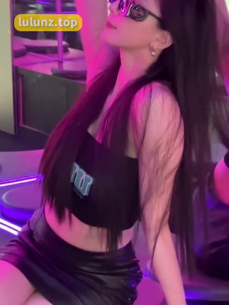 微密圈李嘉欣97大尺度资源，高清图片与视频全集