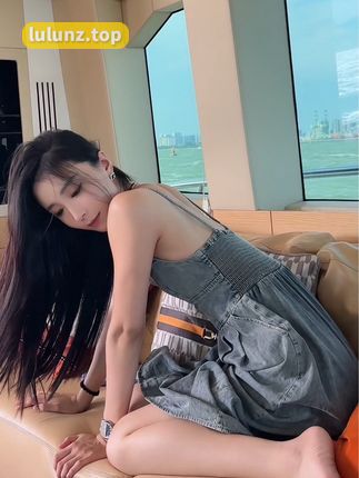 李嘉欣97微博粉丝破百万,这个健身女神的魅力何在?