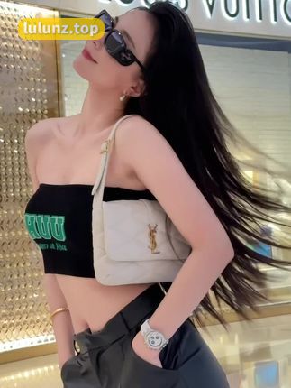 李嘉欣97图集分享,欣赏她的精美摄影作品