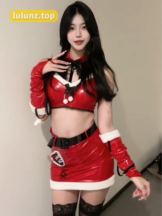 鱼神鱼微密圈作品图片流出，时尚穿搭达人美食探险家